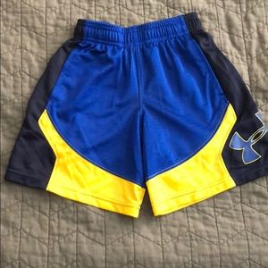 Boys xs under armour shorts